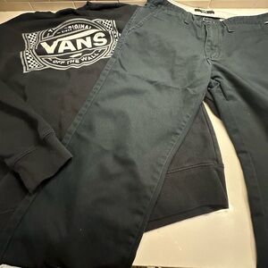 Vans Black Long Sleeve ( M ) & Black Shorts ( 30)